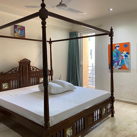 Art House Vasant Vihar New Delhi Bed & Breakfast Bagian luar foto