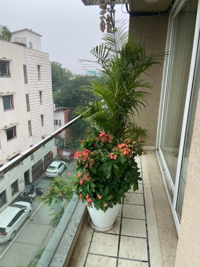 Art House Vasant Vihar New Delhi Bed & Breakfast Bagian luar foto