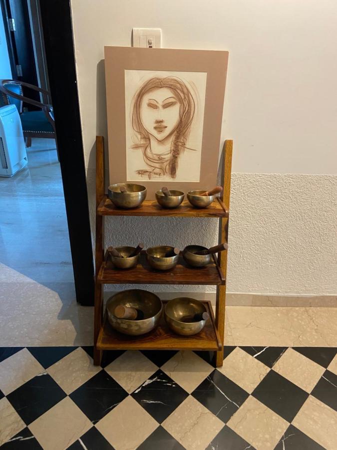 Art House Vasant Vihar New Delhi Bed & Breakfast Bagian luar foto