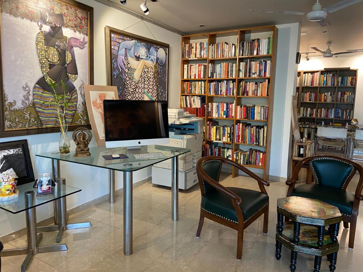 Art House Vasant Vihar New Delhi Bed & Breakfast Bagian luar foto