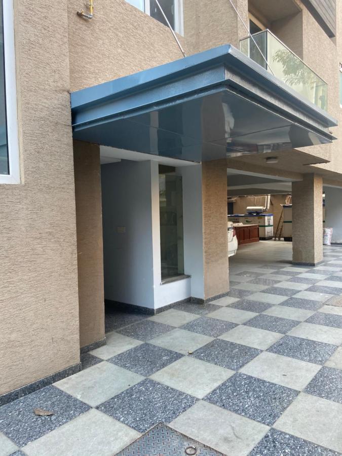 Art House Vasant Vihar New Delhi Bed & Breakfast Bagian luar foto