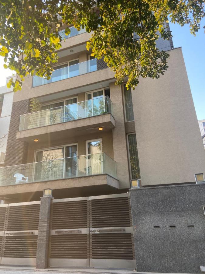 Art House Vasant Vihar New Delhi Bed & Breakfast Bagian luar foto